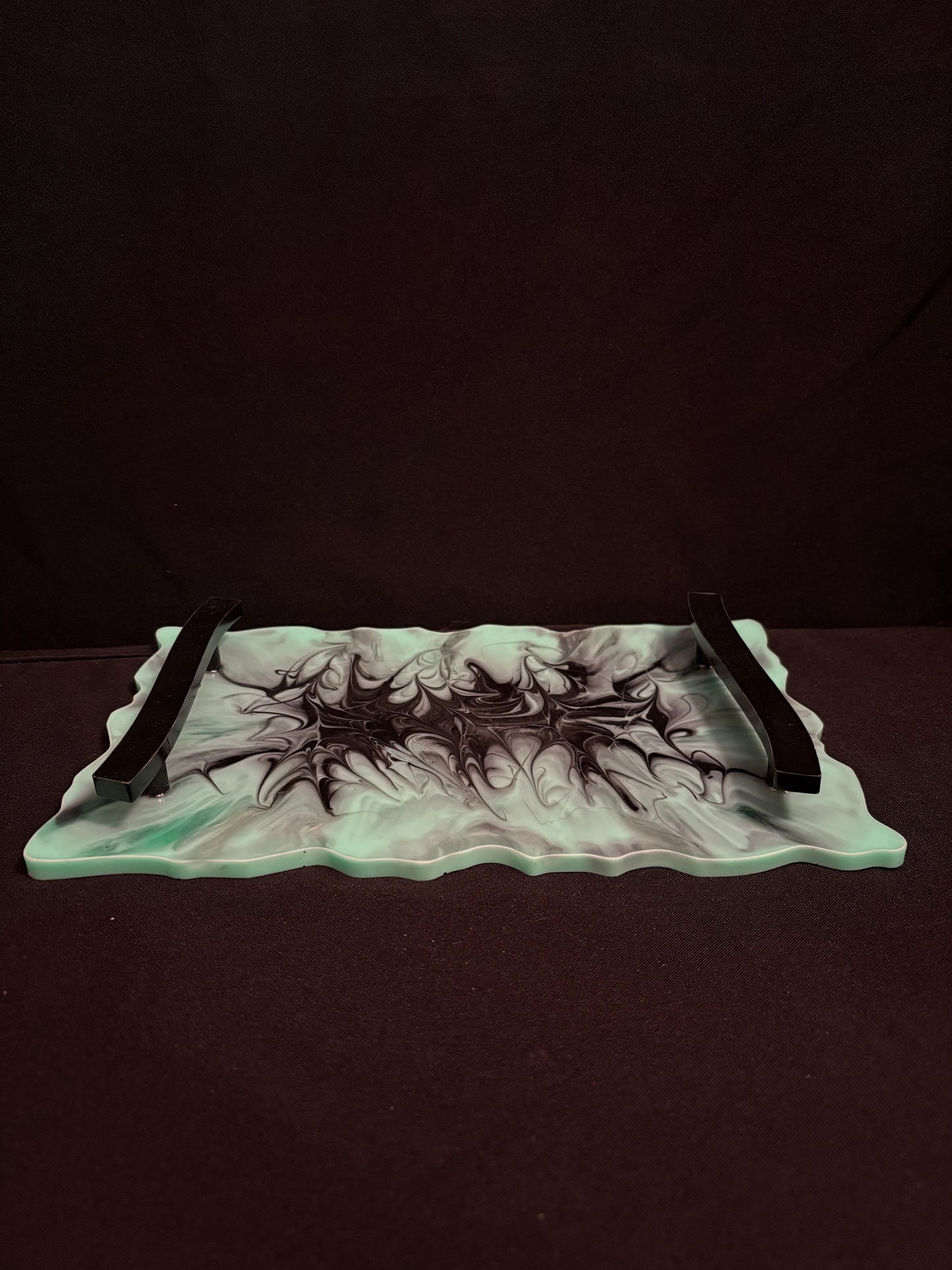 Tray with handle