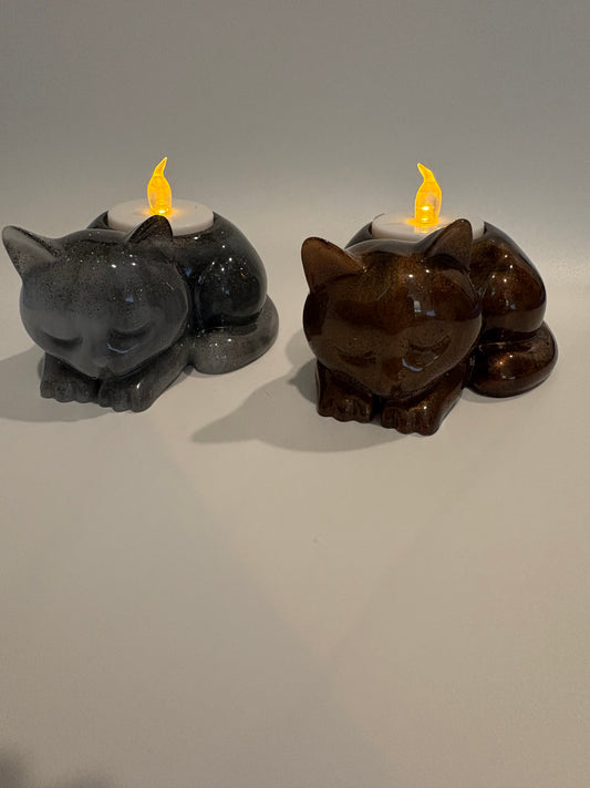 Cat tea light holder