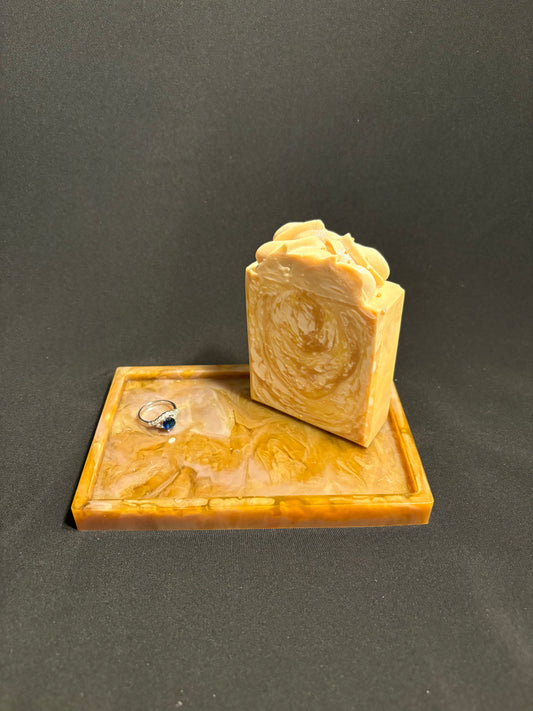 Square soap dish
