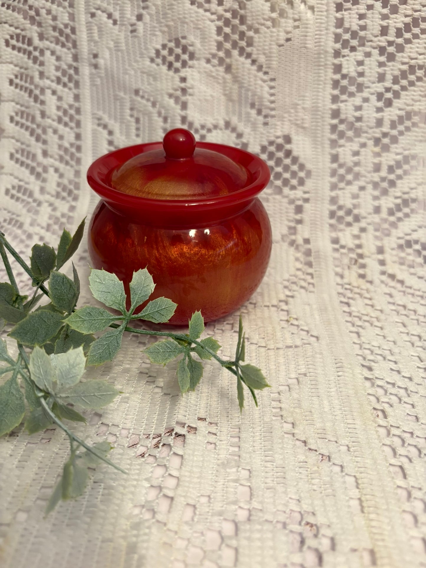Resin Honey Pot shape with lid