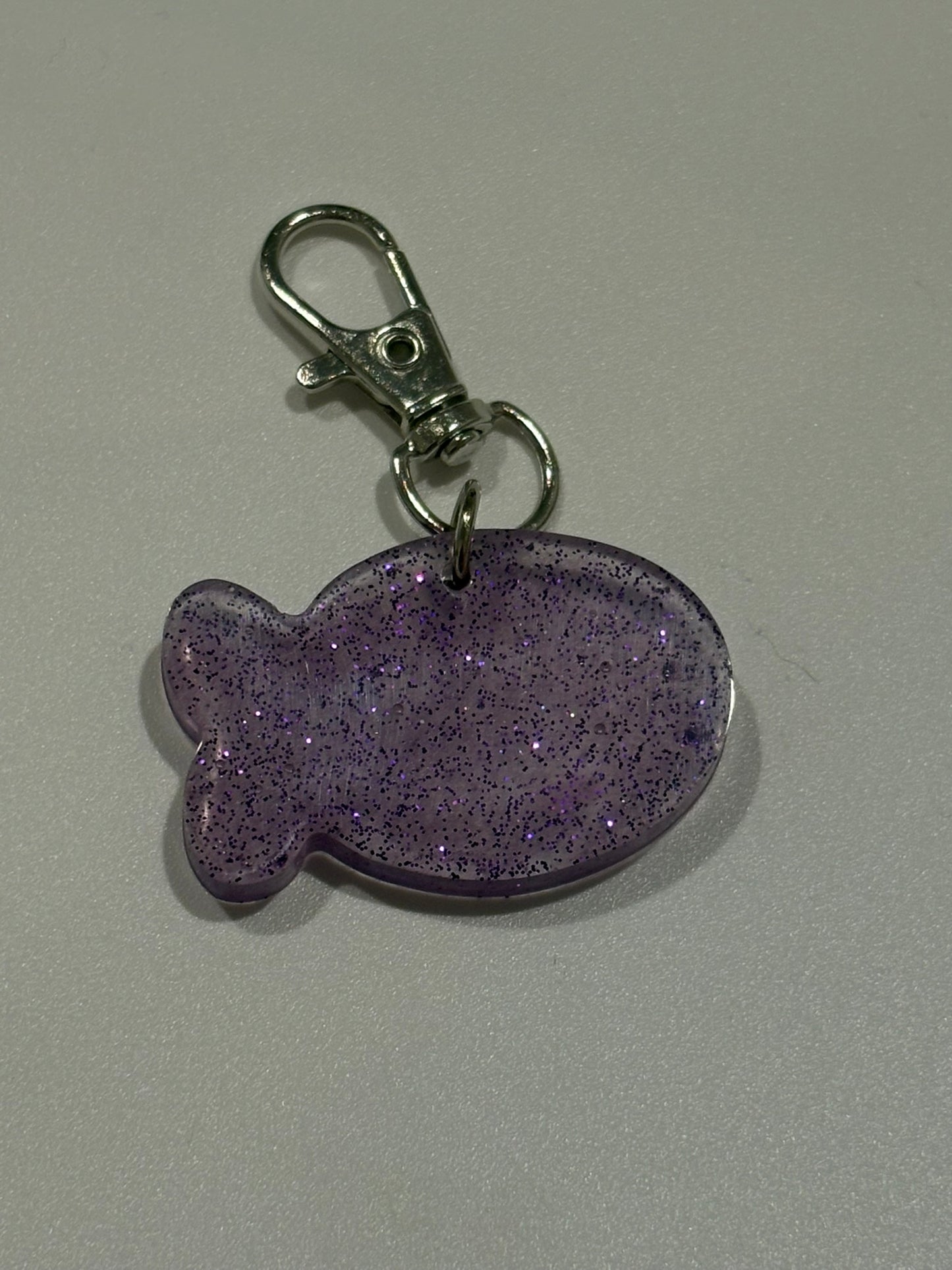 small fish cat tag